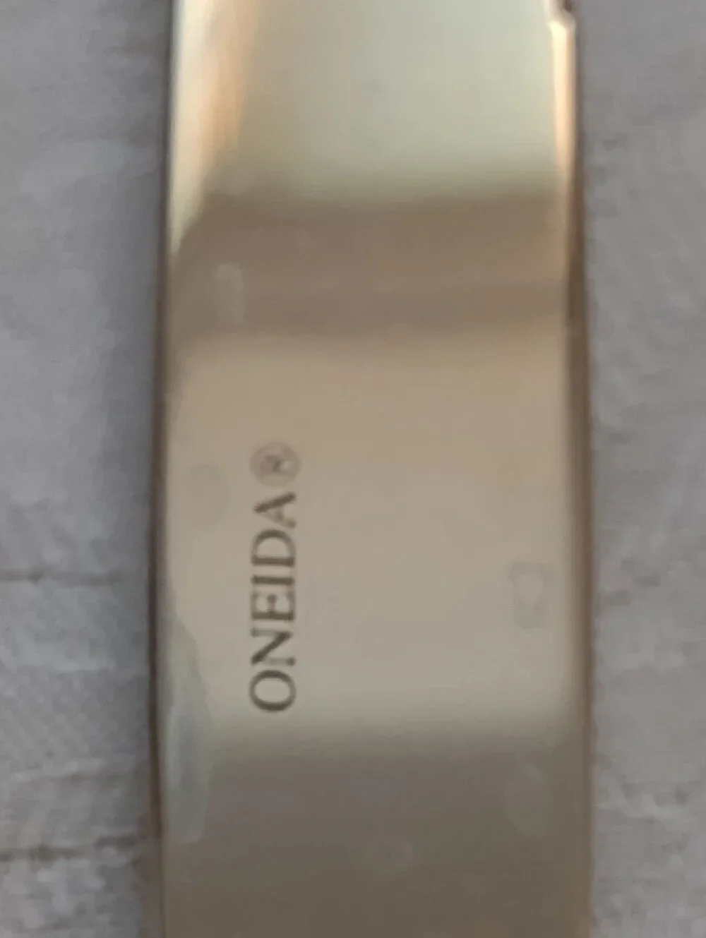 Oneida 4 Dining Cutlery